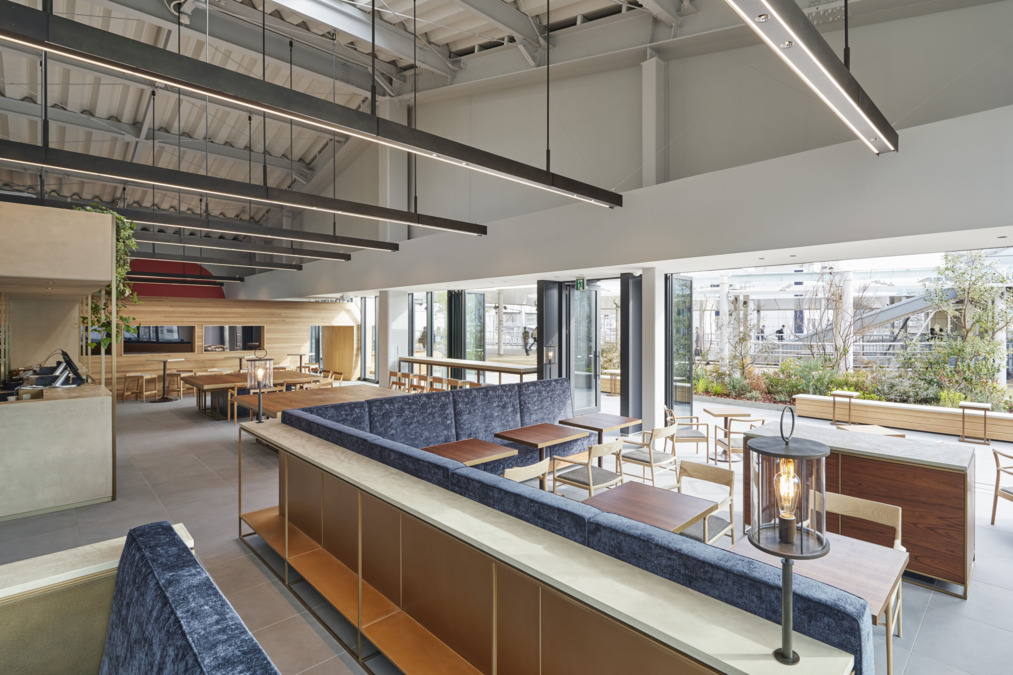 ROMANCECAR MUSEUM CLUBHOUSEの写真1枚目：