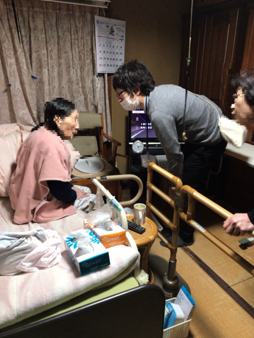 トマト薬局 奉還町店（薬剤師の求人）の写真4枚目：「最後まで自宅で生きる」を支援するお仕事です。