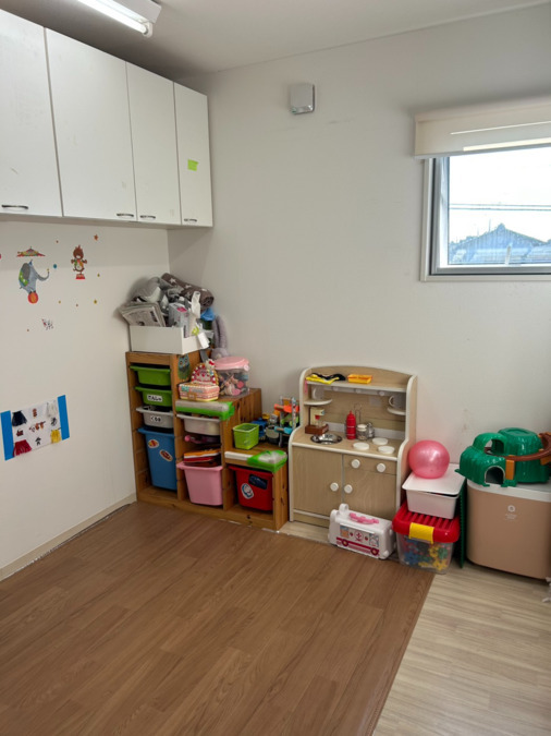 医療法人鶴重会  いまえだ歯科 口腔外科・矯正歯科（保育士の求人）の写真3枚目：