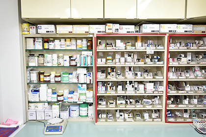 有限会社岡薬局（薬剤師の求人）の写真2枚目：有限会社岡薬局の調剤室