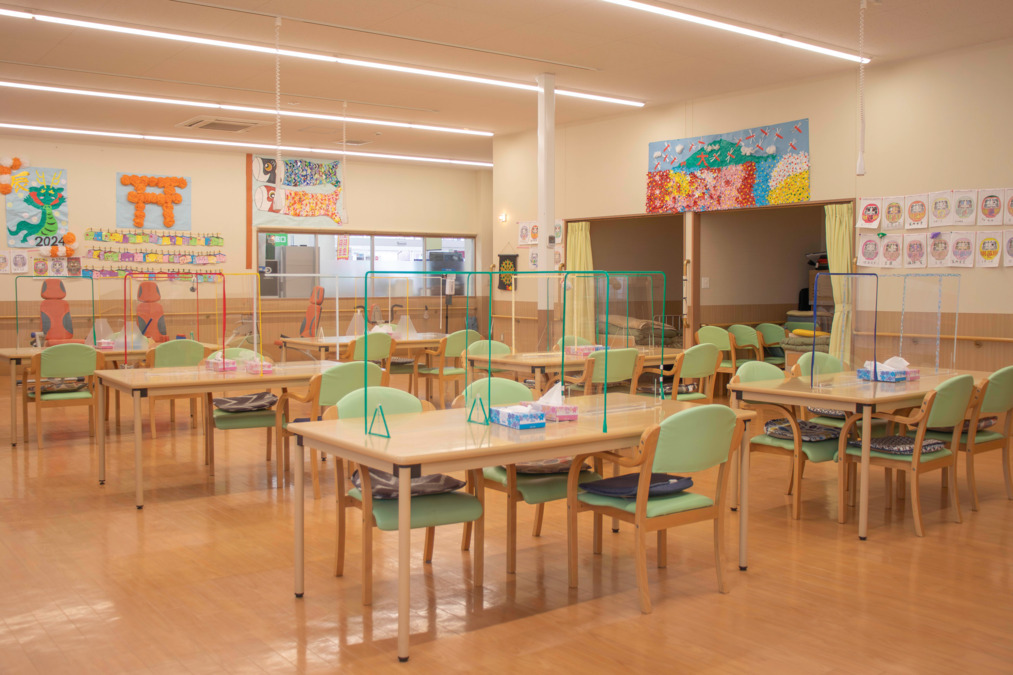 ヤックスデイサービス作草部(介護職/ヘルパーの求人)の写真3枚目: