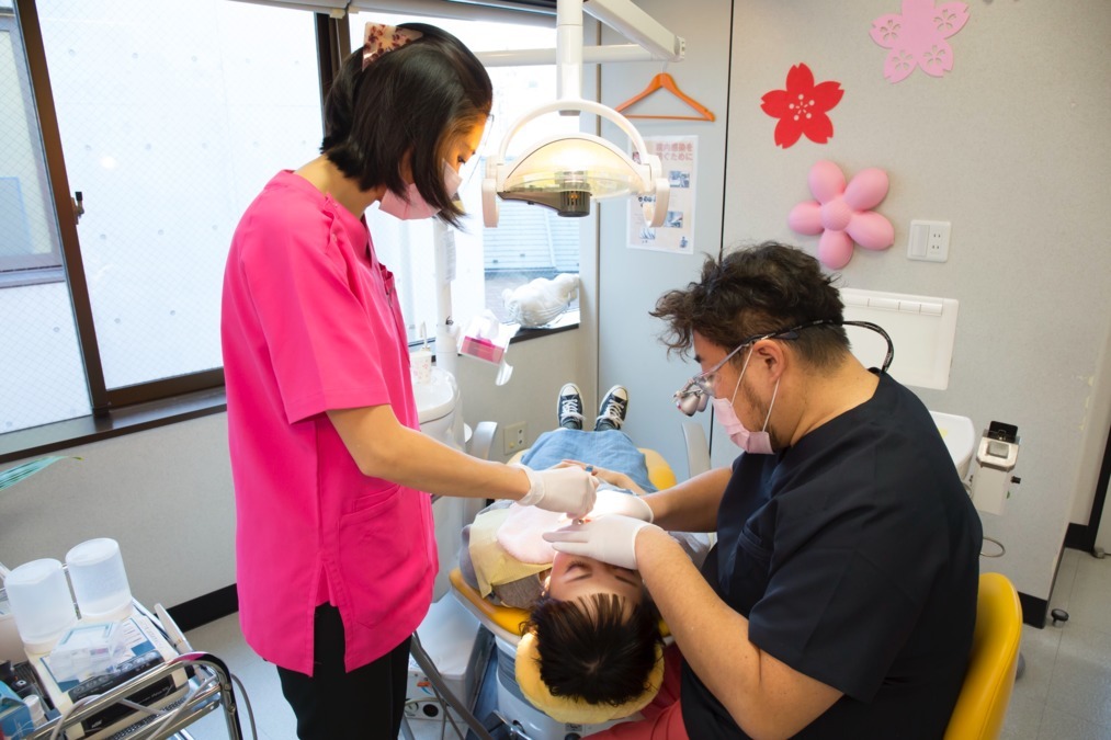 さくら歯科クリニック（歯科衛生士の求人）の写真7枚目：アシスタント業務です