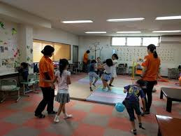 スマイリーステップ 日吉 (仮称)の写真3枚目:開所時間は平日10時~17時、休日10時~16時で残業はほとんどありません。