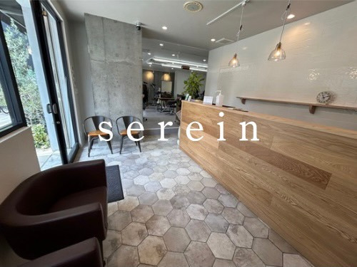 serein 成増店の写真