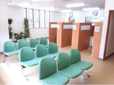 南山堂薬局 さばえ旭店（薬剤師の求人）の写真2枚目：南山堂薬局 さばえ旭店の内観