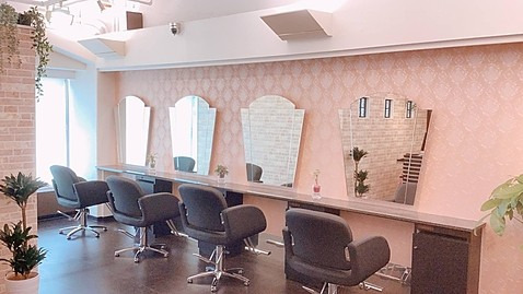Hair make UE2 三国ヶ丘駅前店（美容師の求人）の写真2枚目：