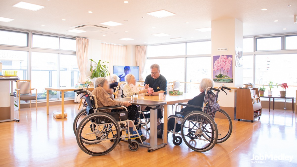 ケアスタッフ・ケアサポーター  介護付有料老人ホームみんなの家・中 