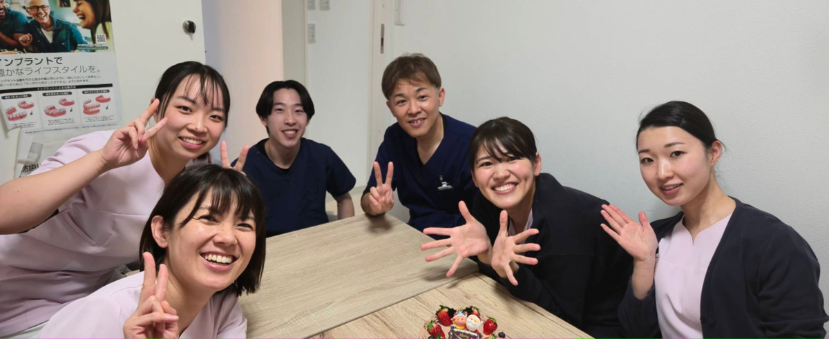 井土ヶ谷デンタルクリニック（歯科衛生士の求人）の写真2枚目：毎月、院内にてランチセミナーを行っています！