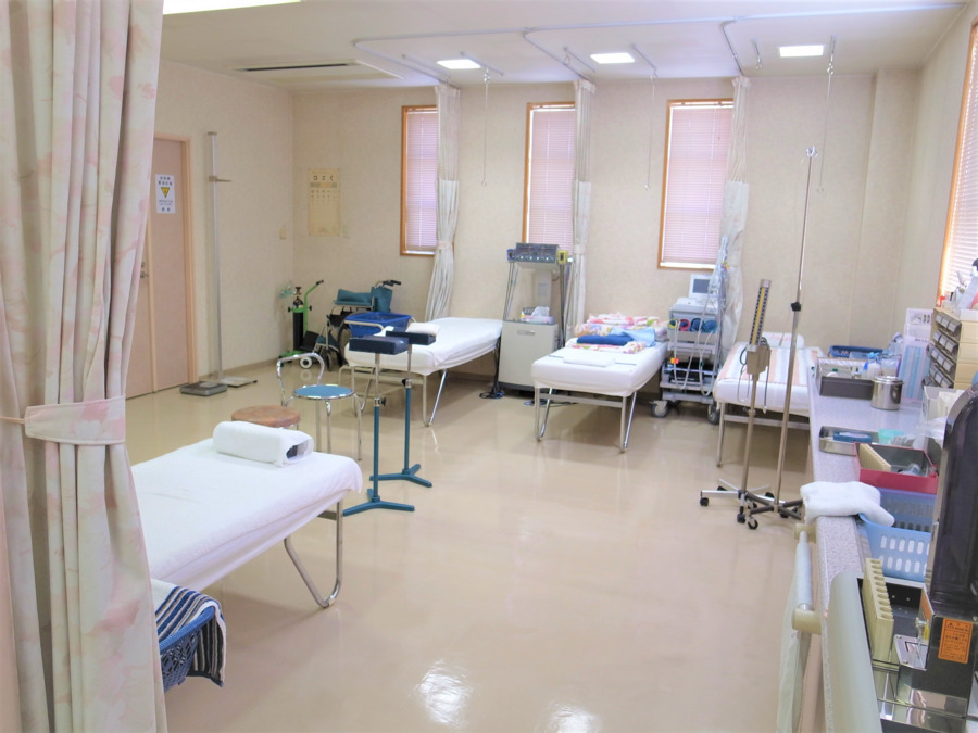 まえの内科クリニック(医療事務/受付の求人)の写真4枚目:処置室