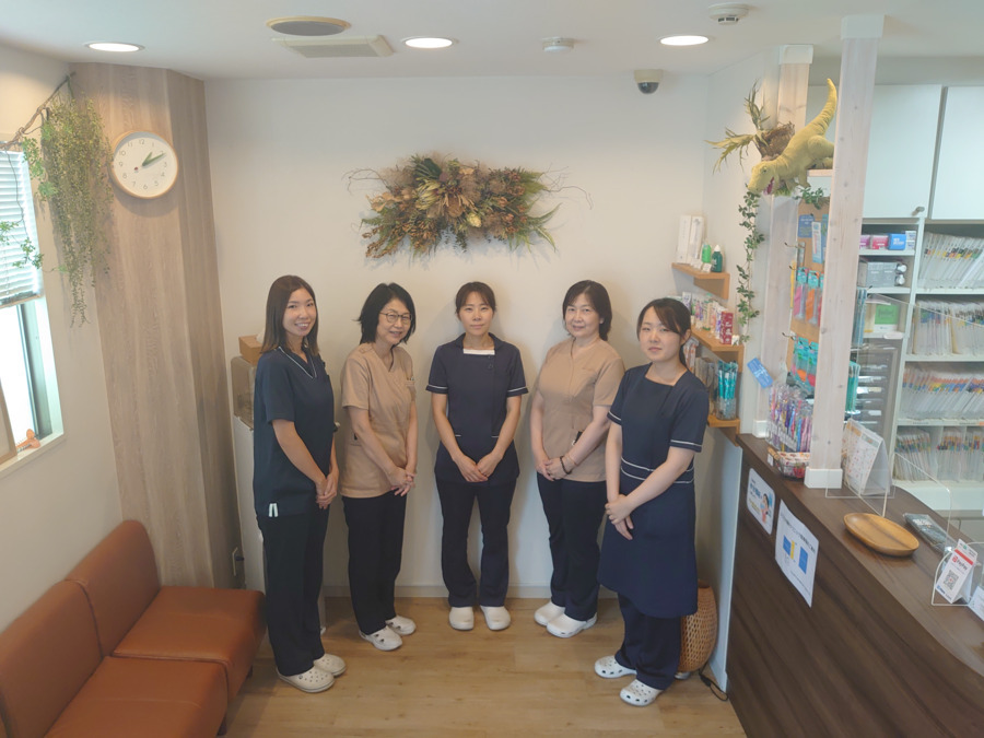 ふじたか歯科クリニック(歯科助手の求人)の写真2枚目:サポートしますので
一緒に働きませんか?