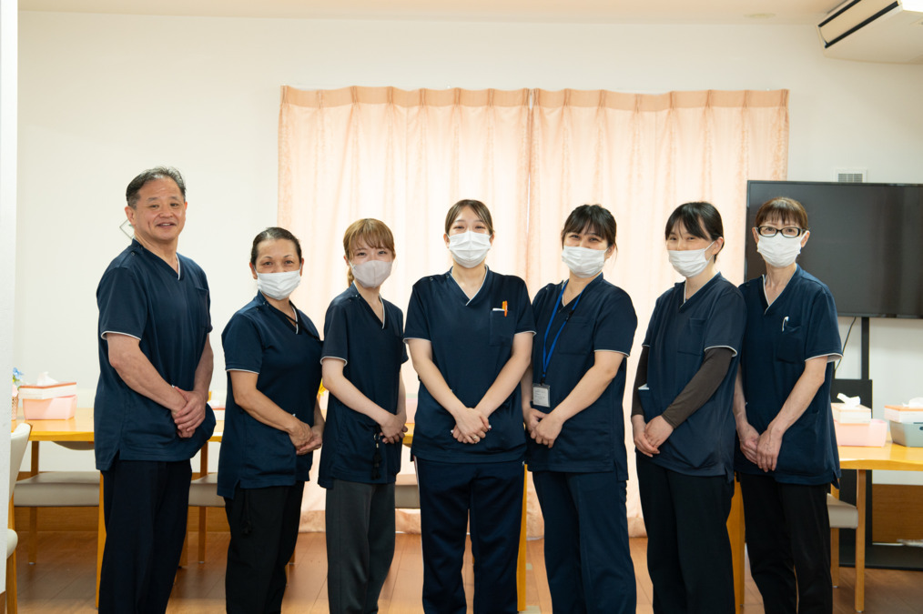 フォンテーヌ相模原陽光台（介護職/ヘルパーの求人）の写真7枚目：スタッフ一同、ご応募をお待ちしています！