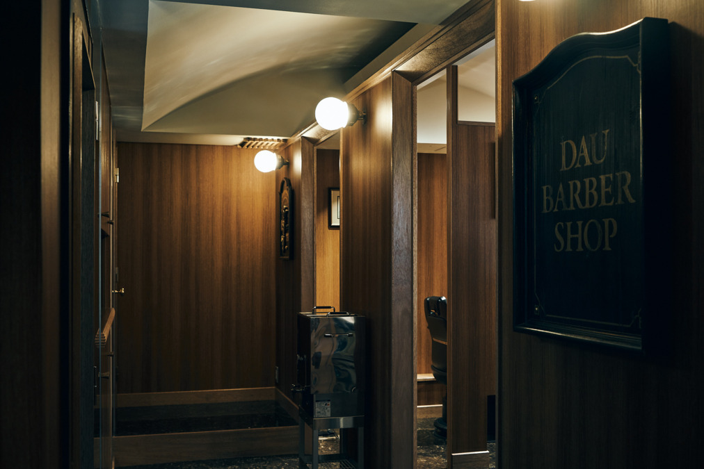 DAU BARBER SHOP 表参道の写真3枚目：