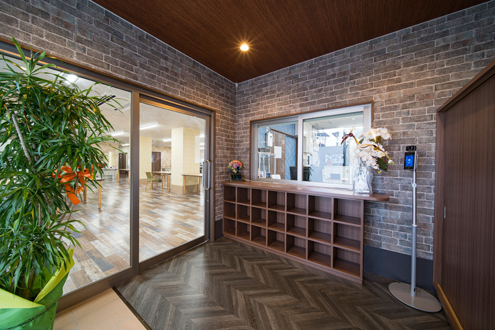 住宅型有料老人ホーム クランコート東大阪(介護職/ヘルパーの求人)の写真3枚目: