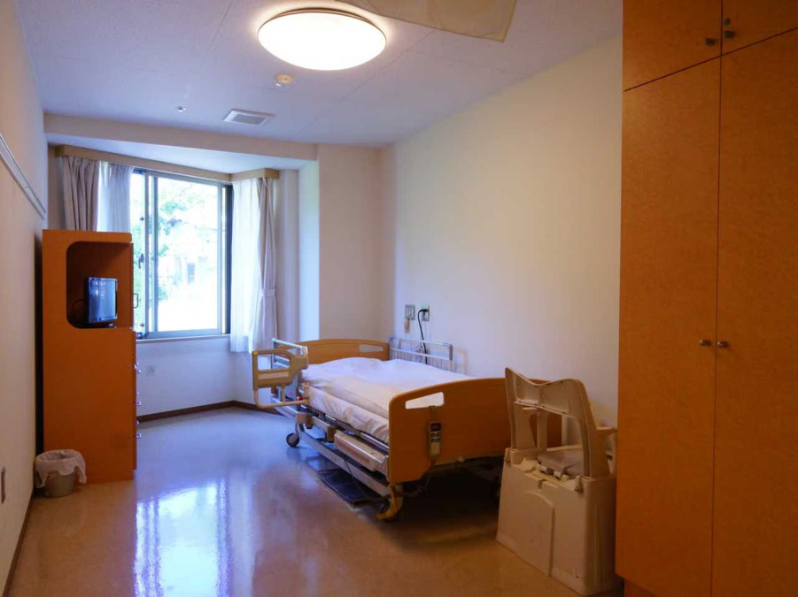 特別養護老人ホーム新吉田の写真2枚目:ご利用者居室