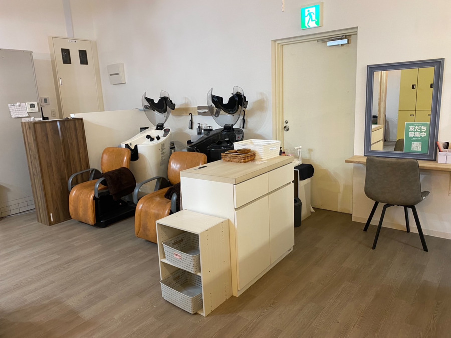 アーニーカラー　佐久イオン店【2025年10月オープン予定】（美容師の求人）の写真8枚目：