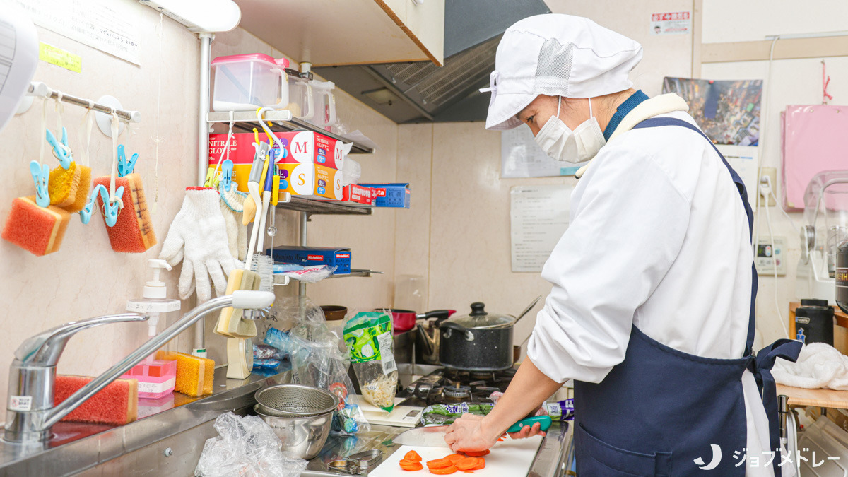 東戸塚もえぎ保育室の写真12枚目:日々の食事を手作りしています