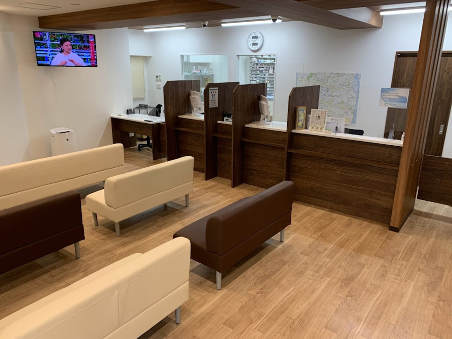 ドリーム薬局 西葛西店（薬剤師の求人）の写真2枚目：ドリーム薬局 西葛西店の内観