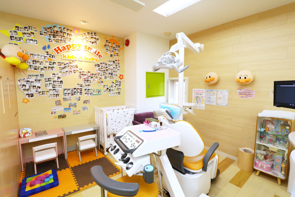医療法人ともや歯科（歯科衛生士の求人）の写真10枚目：キッズスペースもあります♪