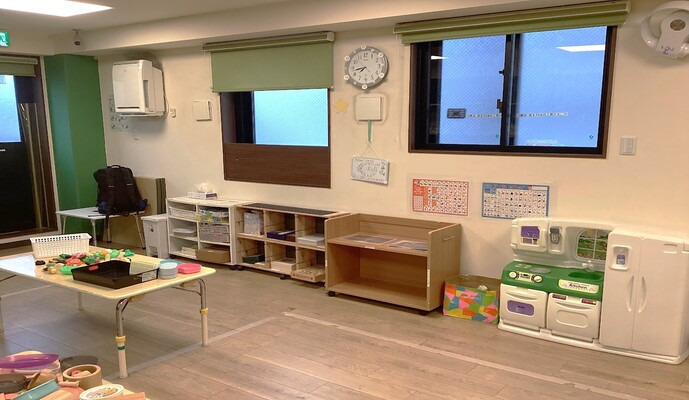 ソラストなかのぶ保育園（保育士の求人）の写真4枚目：こどもたちが遊びたくなるようなおもちゃもたくさん用意しています（なかのぶ）