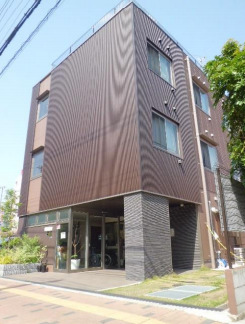 サービス付き高齢者向け住宅「ビーバープレイス光南町」の写真