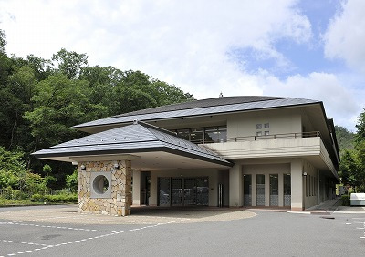 社会福祉法人 友々苑 介護老人保健施設友々苑の写真