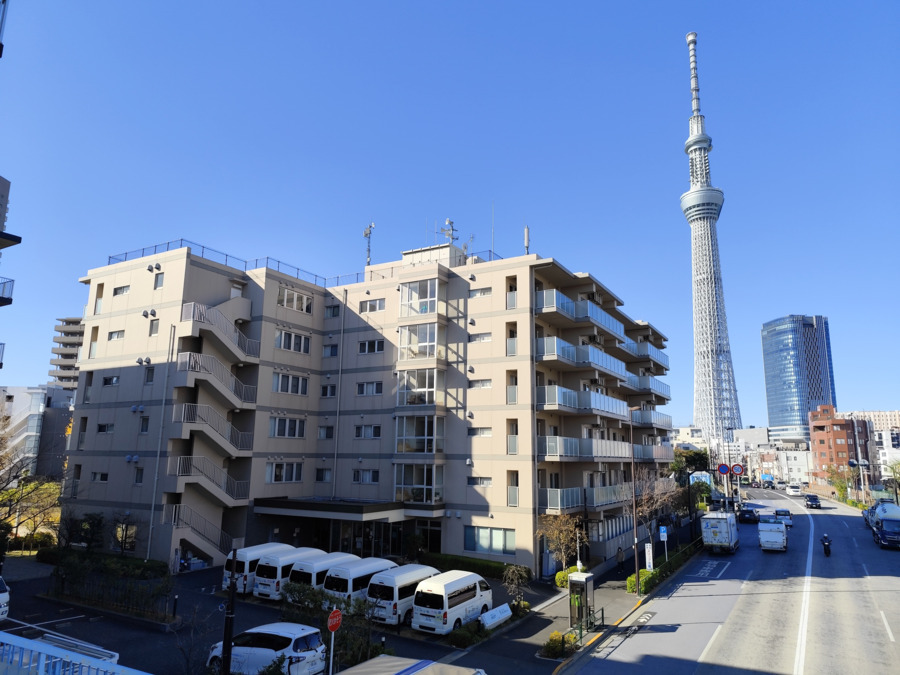 医療法人財団 湖聖会　東京管理課（一般事務/管理部門の求人）の写真6枚目：江東区には全室個室ユニット型の介護老人保健施設も運営しています。