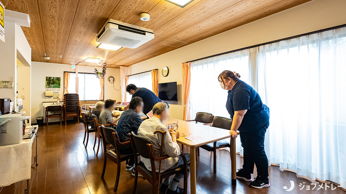 認知症対応型通所介護施設 ここらしさの写真9枚目：おひとりおひとりの個性に合わせた活動をサポートしています