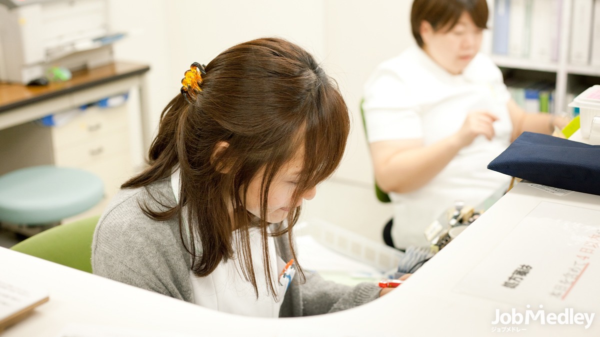 やよい台 内科・皮フ科(医療事務/受付の求人)の写真:初めての方も安心!すぐに馴染めるようしっかりサポートします