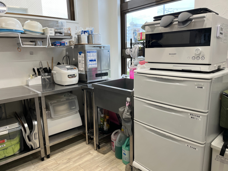 ぱすてる保育園 おもろまち園(調理師/調理スタッフの求人)の写真2枚目: