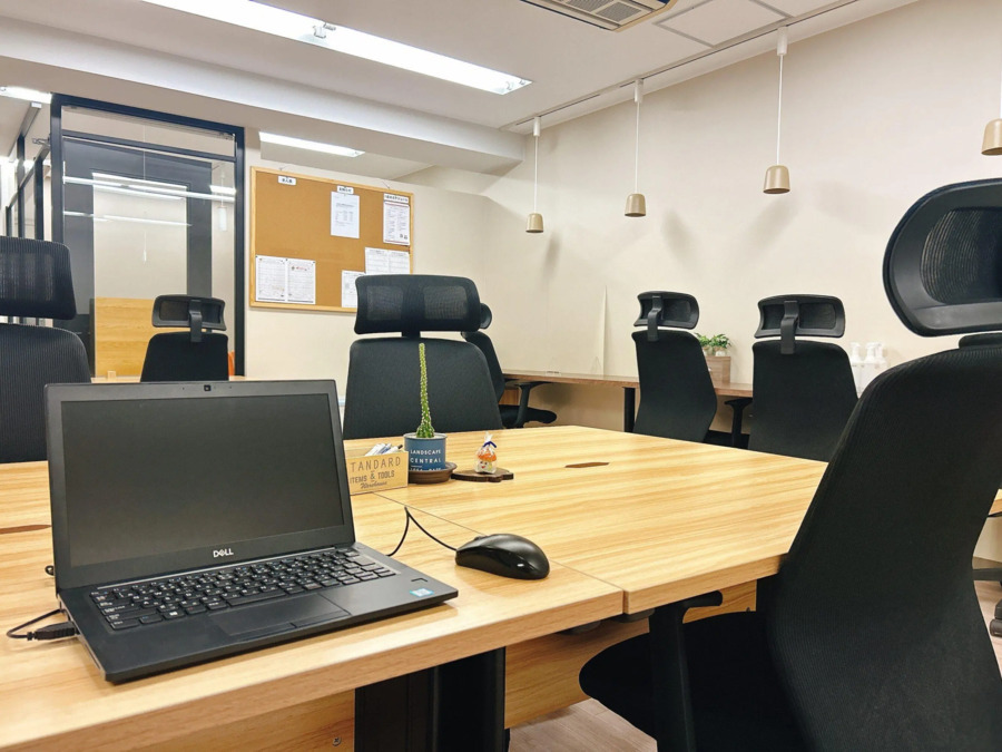 ディーキャリア ITエキスパート横浜馬車道オフィスの写真2枚目：