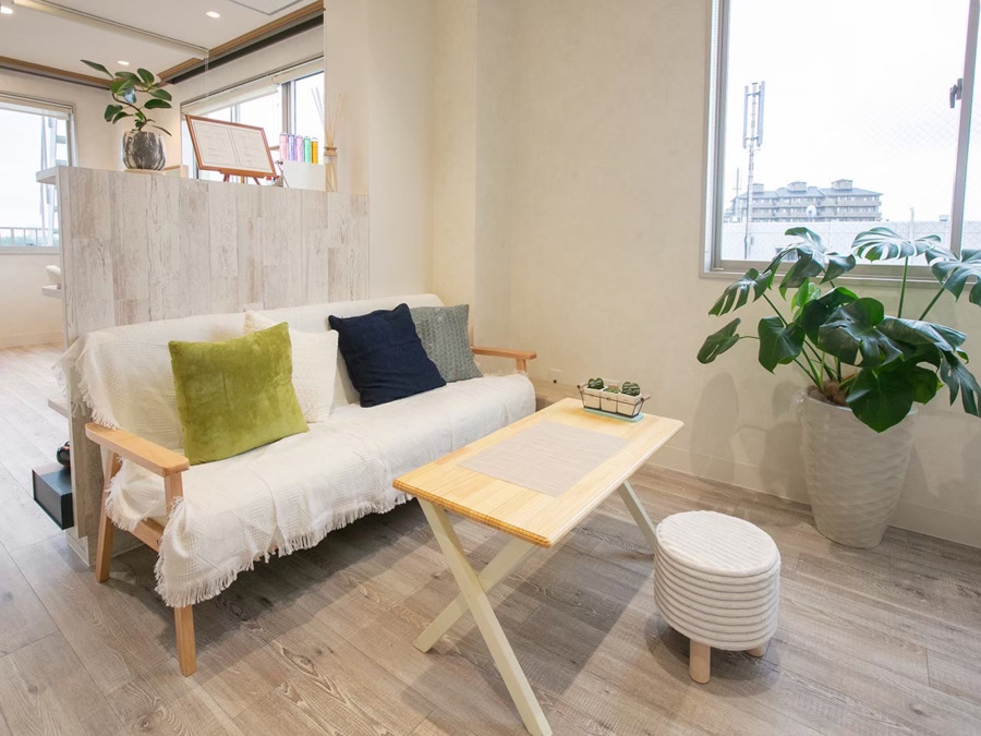 hair studio Crévia　緑園都市店（美容師の求人）の写真2枚目：