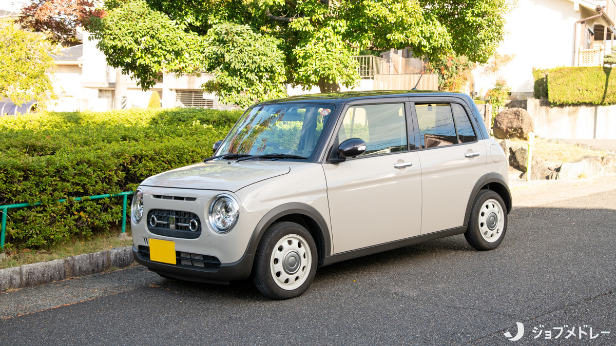 らら訪問鍼灸マッサージ（鍼灸師の求人）の写真8枚目：車や電動自転車で往診をしています