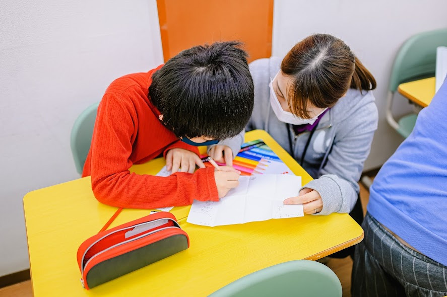 SMILE KIDS KURA（児童発達支援・放課後等デイサービス）（児童指導員/指導員の求人）の写真3枚目：