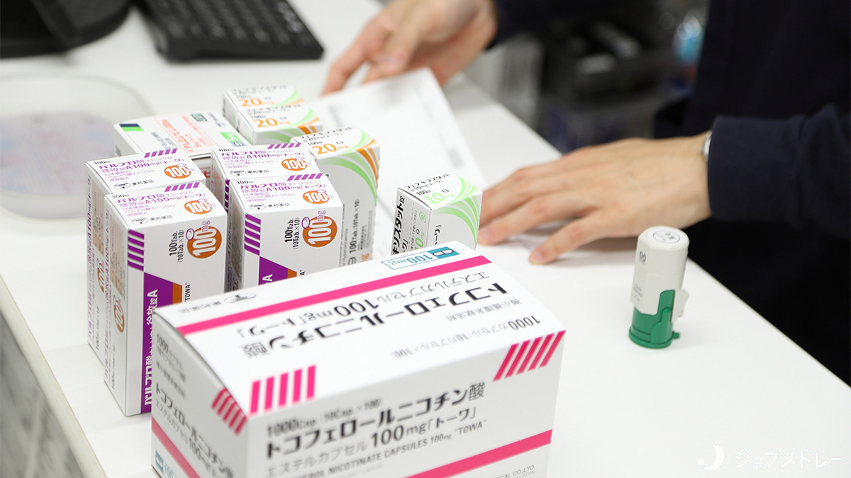 ブレイブ薬局川口原町店（調剤事務の求人）の写真8枚目：幅広い医薬品を取り扱っています