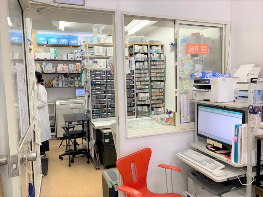 和堂薬局（調剤事務の求人）の写真4枚目：レセコンはPanasonicのファーネスを使用しております。