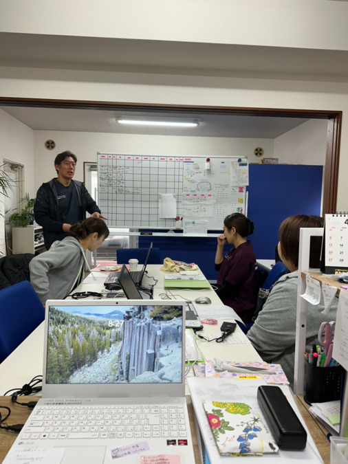 訪問看護ステーションはな　野田（看護師/准看護師の求人）の写真3枚目：スタッフ間のコミュニケーション