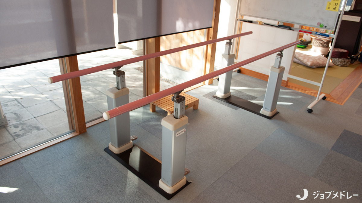 デイサービスセンター住ま居る 下石(介護職/ヘルパーの求人)の写真15枚目:それぞれの方に合わせたリハビリメニューを実施しています