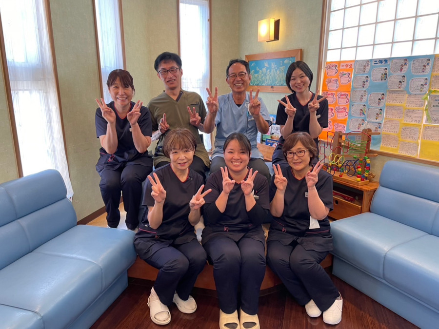 浅倉歯科医院の写真2枚目：スタッフ同士仲が良い職場です。