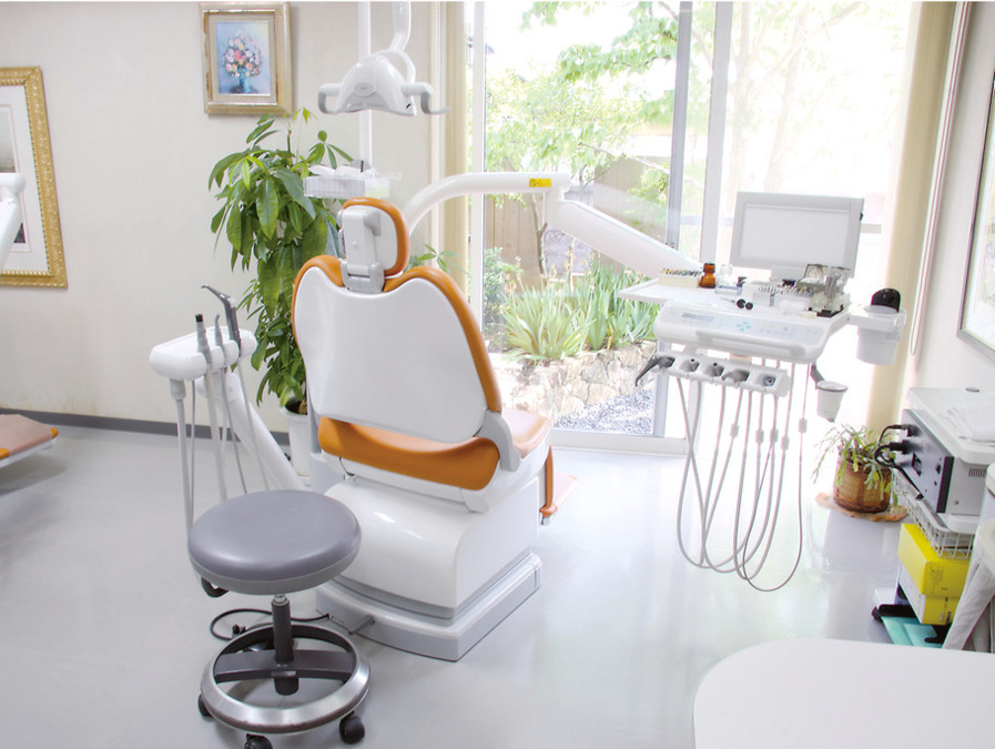 吉本歯科医院（ホワイトエッセンス伊豆長岡）（歯科医師の求人）の写真3枚目：