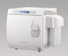 藤岡デンタルクリニック(歯科衛生士の求人)の写真9枚目:滅菌機や洗浄機など、最高品質のものを使用し、感染予防に努めています。