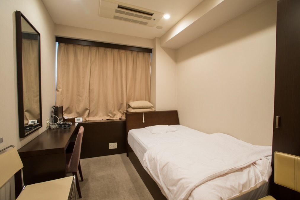 御茶ノ水呼吸ケアクリニック（臨床検査技師の求人）の写真2枚目：検査室