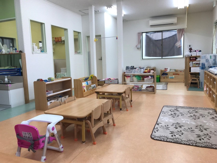 梅乃園幼稚園附属012ナーサリーの写真3枚目：1歳児コーナー＆ランチコーナー