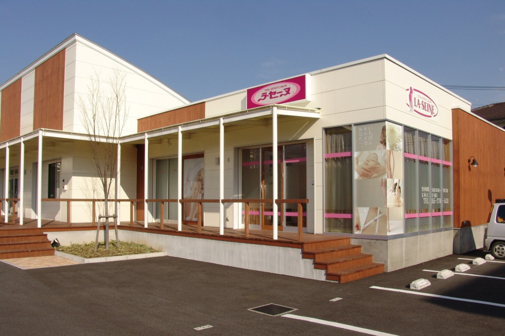 ラ・セーヌ 飯田インター店の写真