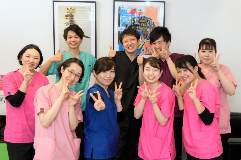 白石プライム歯科(歯科助手の求人)の写真:仲間を大切に、チームワークを大切に、働くみんなが笑顔になる医院作りをしています。
