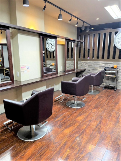 ヘアカラー専門店　カラープラス山科店の写真4枚目：