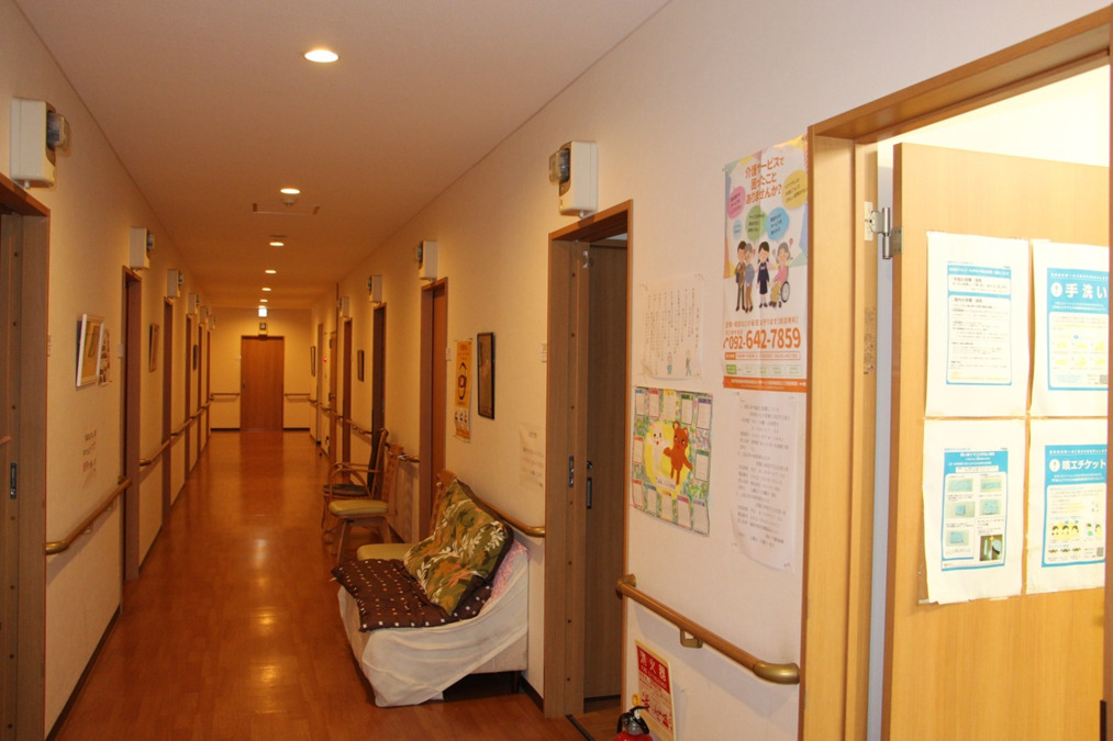 住宅型有料老人ホーム　あっとほ〜む香椎下原（介護職/ヘルパーの求人）の写真2枚目：