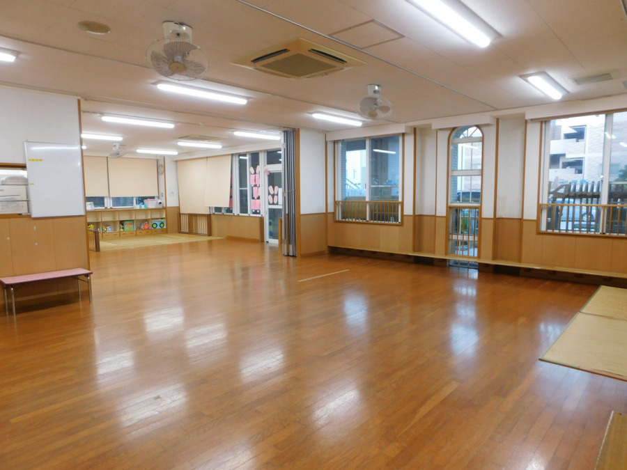 童の城保育園（保育士の求人）の写真3枚目：