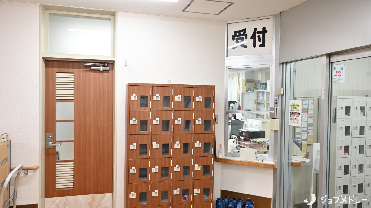 居宅介護支援センター志田山ホーム（ケアマネジャーの求人）の写真6枚目：受付では人の出入りを徹底的に管理しているので安心です