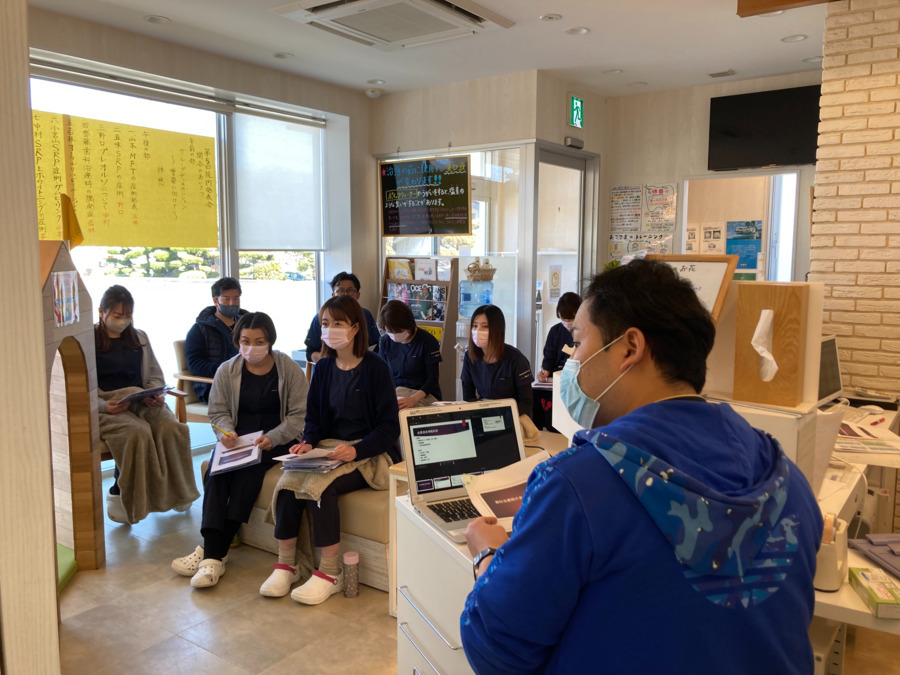 医療法人T&Gわかばやし歯科医院（歯科医師の求人）の写真30枚目：院内発表会