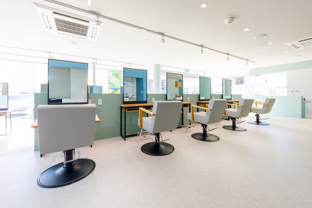 TOTAL BEAUTY BREK袋井店【2025年12月01日オープン予定】(美容師の求人)の写真: